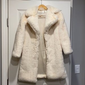 Habitual Girl size 10 faux fur coat cream like new hook & eye fasteners
